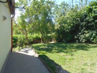 Eladó 130 m²-escsaládi ház Érd (Dombosváros) , Radnai utca környékén: 119'900'000 Ft
