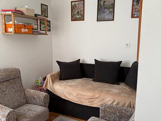 Eladó 77 m²-escsaládi ház Érd (Dombosváros) , Rekettye utca közelében utca: 77'000'000 Ft