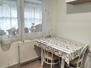 Eladó 77 m²-escsaládi ház Érd (Dombosváros) , Rekettye utca közelében utca: 77'000'000 Ft