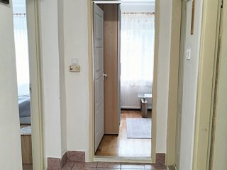 Eladó 77 m²-escsaládi ház Érd (Dombosváros) , Rekettye utca közelében utca: 77'000'000 Ft