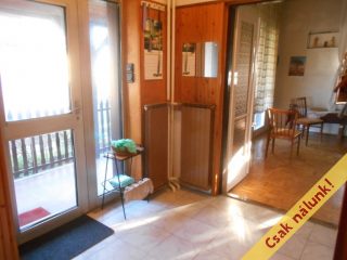 Eladó 162 m²-esikerház Érd (Dombosváros) , Szovátai út: 83'000'000 Ft