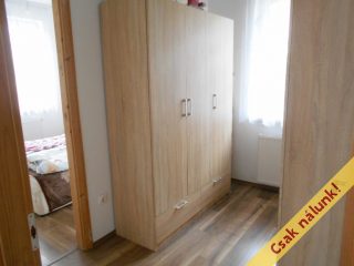 Eladó 100 m²-escsaládi ház Érd (Dombosváros) , Szovátai út környékén: 109'900'000 Ft