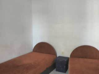 Kiadó 120 m²-escsaládi ház Érd (Érdliget) , Érdligeten található utca: 350'000 Ft