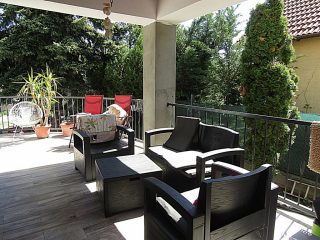 Eladó 142 m²-escsaládi ház Érd (Fenyves Parkváros) , Felső Parkvárosban található utca: 158'000'000 Ft