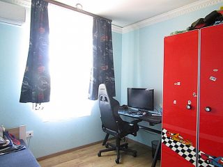 Eladó 217 m²-escsaládi ház Érd (Fenyves Parkváros) , Fenyves Parkvárosi utca: 256'000'000 Ft