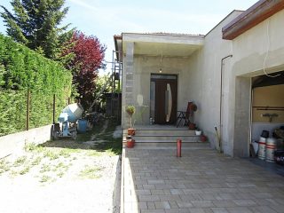 Eladó 217 m²-escsaládi ház Érd (Fenyves Parkváros) , Fenyves Parkvárosi utca: 256'000'000 Ft