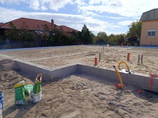 Eladó 223 m²-escsaládi ház Érd (Fenyves Parkváros) , Festő utca környékén: 194'850'000 Ft