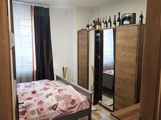 Eladó 240 m²-escsaládi ház Érd (Fenyves Parkváros) , Vihorlát utca közelében utca: 220'000'000 Ft