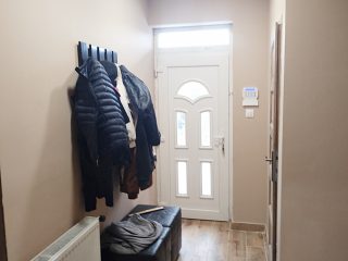 Eladó 240 m²-escsaládi ház Érd (Fenyves Parkváros) , Vihorlát utca közelében utca: 220'000'000 Ft