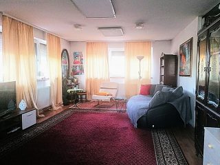 Eladó 215 m²-escsaládi ház Érd, Ferenc utca közelében út: 124'900'000 Ft
