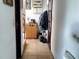Eladó 215 m²-escsaládi ház Érd, Ferenc utca közelében út: 124'900'000 Ft