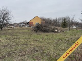 Eladó 835 m²-estelek Érd (Ófalu) , Júlia utca környékén található: 19'000'000 Ft