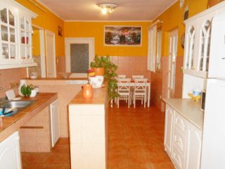 Eladó 168 m²-escsaládi ház Érd (Ófalu) , Júlia utca környékén utca: 79'900'000 Ft