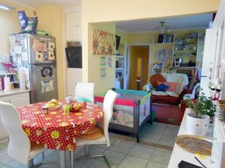 Eladó 168 m²-escsaládi ház Érd (Ófalu) , Júlia utca környékén utca: 79'900'000 Ft