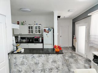 Eladó 160 m²-escsaládi ház Érd (Ófalu) , Kálvária utca közelében utca: 109'000'000 Ft