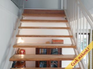 Eladó 110 m²-escsaládi ház Érd (Postástelep) , Csaba utca környékén: 72'900'000 Ft