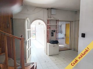 Eladó 232 m²-escsaládi ház Érd (Tusculanum) , Csér utca közelében utca: 89'000'000 Ft