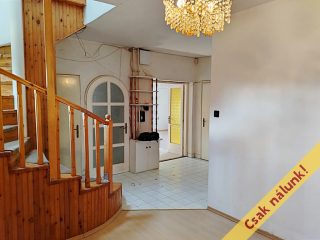 Eladó 232 m²-escsaládi ház Érd (Tusculanum) , Csér utca közelében utca: 89'000'000 Ft