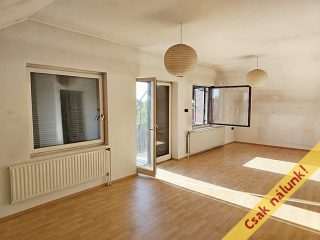 Eladó 232 m²-escsaládi ház Érd (Tusculanum) , Csér utca közelében utca: 89'000'000 Ft