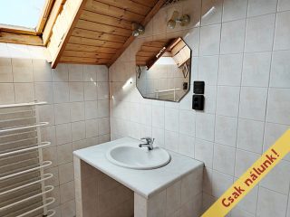 Eladó 232 m²-escsaládi ház Érd (Tusculanum) , Csér utca közelében utca: 89'000'000 Ft