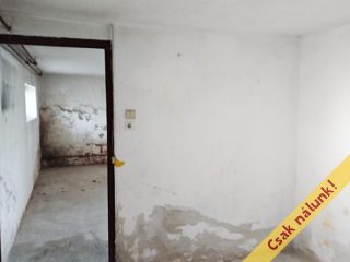 Eladó 232 m²-escsaládi ház Érd (Tusculanum) , Csér utca közelében utca: 89'000'000 Ft