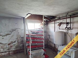 Eladó 232 m²-escsaládi ház Érd (Tusculanum) , Csér utca közelében utca: 89'000'000 Ft