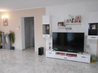 Eladó 125 m²-esikerház Érd (Újfalu) , Női neves utca: 113'000'000 Ft