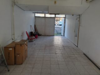 Kiadó 46 m²-eskülönálló garázs Érd (Városközpont) , Budai út közeli út: 215'000 Ft