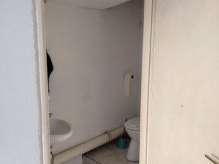 Kiadó 46 m²-eskülönálló garázs Érd (Városközpont) , Budai út közeli út: 215'000 Ft