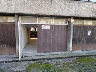 Kiadó 46 m²-eskülönálló garázs Érd (Városközpont) , Budai út közeli út: 215'000 Ft