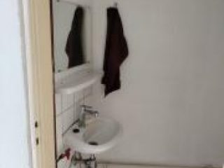 Kiadó 46 m²-eskülönálló garázs Érd (Városközpont) , Városközpont tér: 215'000 Ft