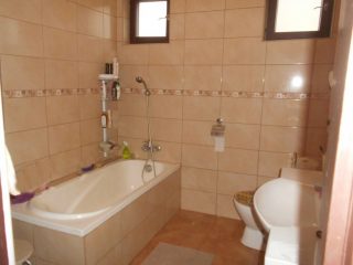 Eladó 160 m²-escsaládi ház Érd (Vincellér) , Vincelléren található utca: 109'900'000 Ft