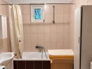 Eladó 117 m²-escsaládi ház Erdőkertes, Nyíres: 84'900'000 Ft