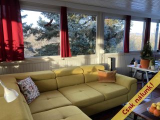 Eladó 125 m²-escsaládi ház Esztergom, Hegyalja utca: 109'000'000 Ft