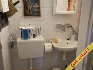 Eladó 125 m²-escsaládi ház Esztergom, Hegyalja utca: 109'000'000 Ft