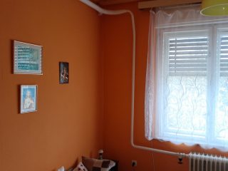 Eladó 75 m²-escsaládi ház Farkaslyuk, Nárcisz út: 7'900'000 Ft