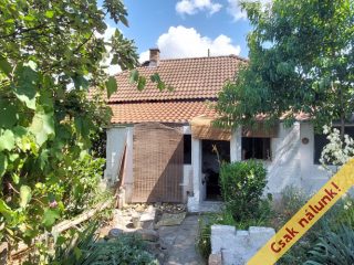 Eladó 43 m²-escsaládi ház Felsőpetény, Csokonai utca utca: 32'900'000 Ft