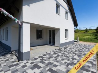 Eladó 98 m²-esikerház Felsőpetény, Jókai utca: 79'900'000 Ft
