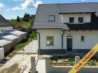 Eladó 98 m²-esikerház Felsőpetény, Jókai utca: 79'900'000 Ft