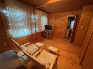 Eladó 200 m²-escsaládi ház Fonyód, Frekventált helyen: 105'000'000 Ft