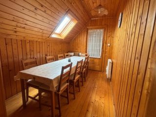 Eladó 200 m²-escsaládi ház Fonyód, Frekventált helyen: 105'000'000 Ft