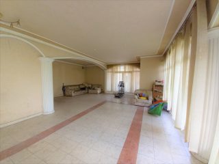 Eladó 320 m²-escsaládi ház Fót, Fót: 149'000'000 Ft