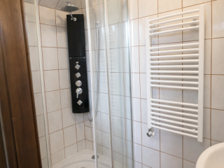 Eladó 147 m²-escsaládi ház Fót, Fót-Kisalag,kétgenerációs családiház: 144'900'000 Ft