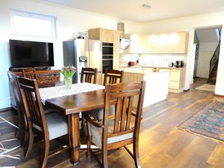 Eladó 162 m²-escsaládi ház Fót, Fót, Öreghegy. utca: 189'000'000 Ft