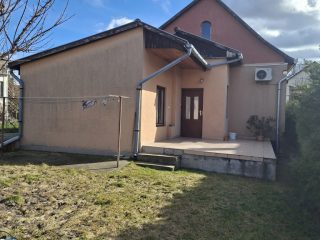 Eladó 90 m²-escsaládi ház Fót, Kazinczy Ferenc utca: 94'900'000 Ft