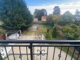 Eladó 232 m²-escsaládi ház Fót, Kosztolányi Dezső utca: 150'000'000 Ft