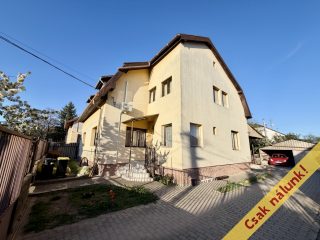 Eladó 210 m²-escsaládi ház Fót, Muharay Elemér utca: 99'900'000 Ft