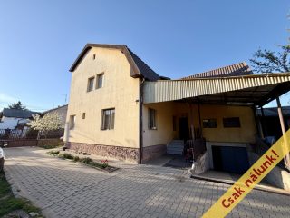 Eladó 210 m²-escsaládi ház Fót, Muharay Elemér utca: 99'900'000 Ft