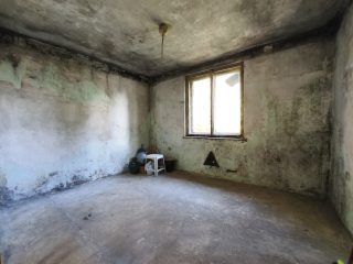 Eladó 36 m²-escsaládi ház Fót, Szegfű utca: 39'900'000 Ft