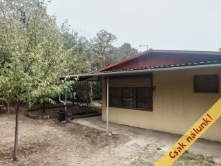 Eladó 45 m²-esüdülő Gárdony, Balatoni út: 34'900'000 Ft